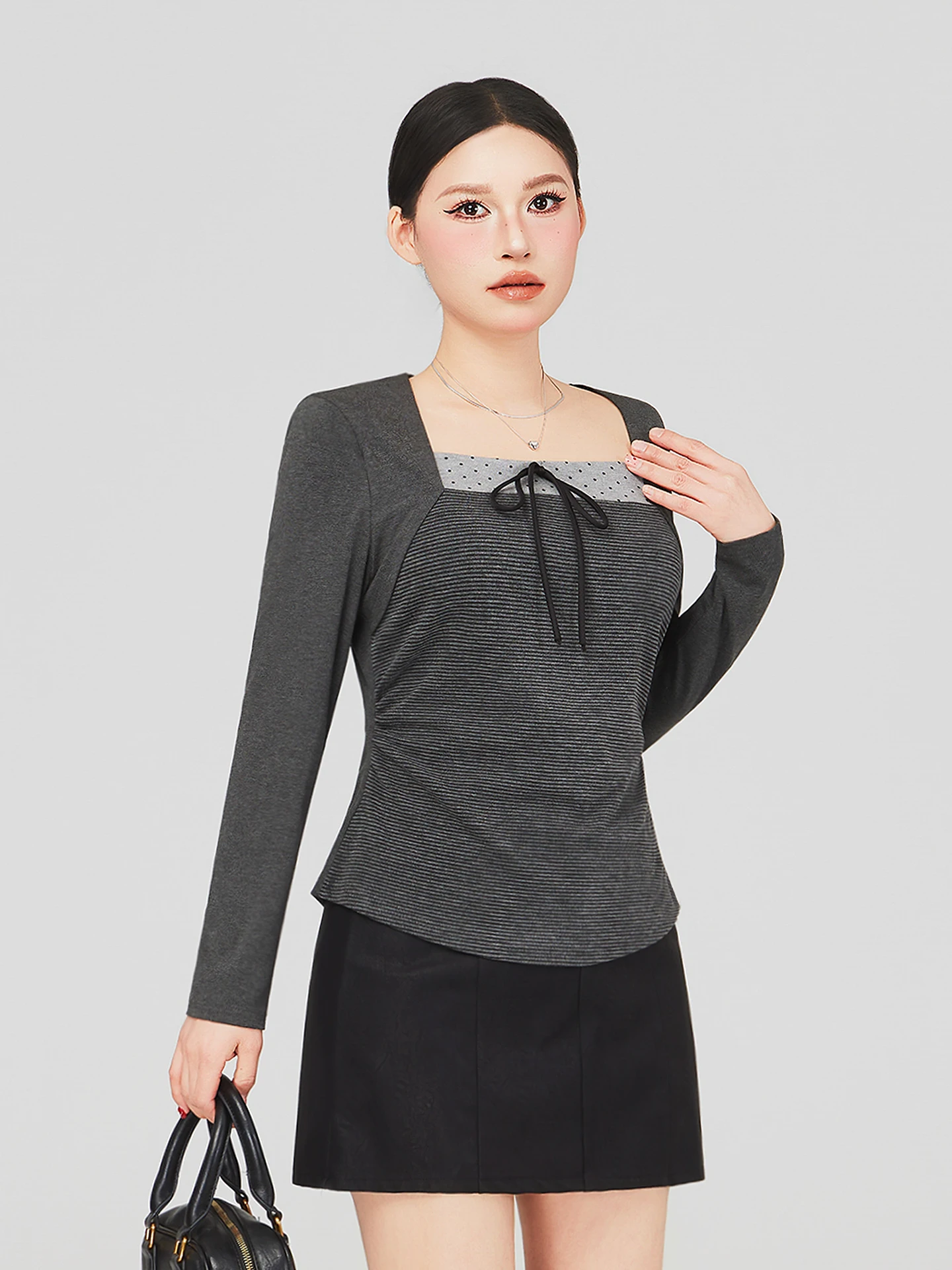 

Женская блузка больших размеров для ранней весны с длинным рукавом, квадратным вырезом, стройнящая, скрывающая недостатки фигуры, красивая, модная, в корейском стиле.