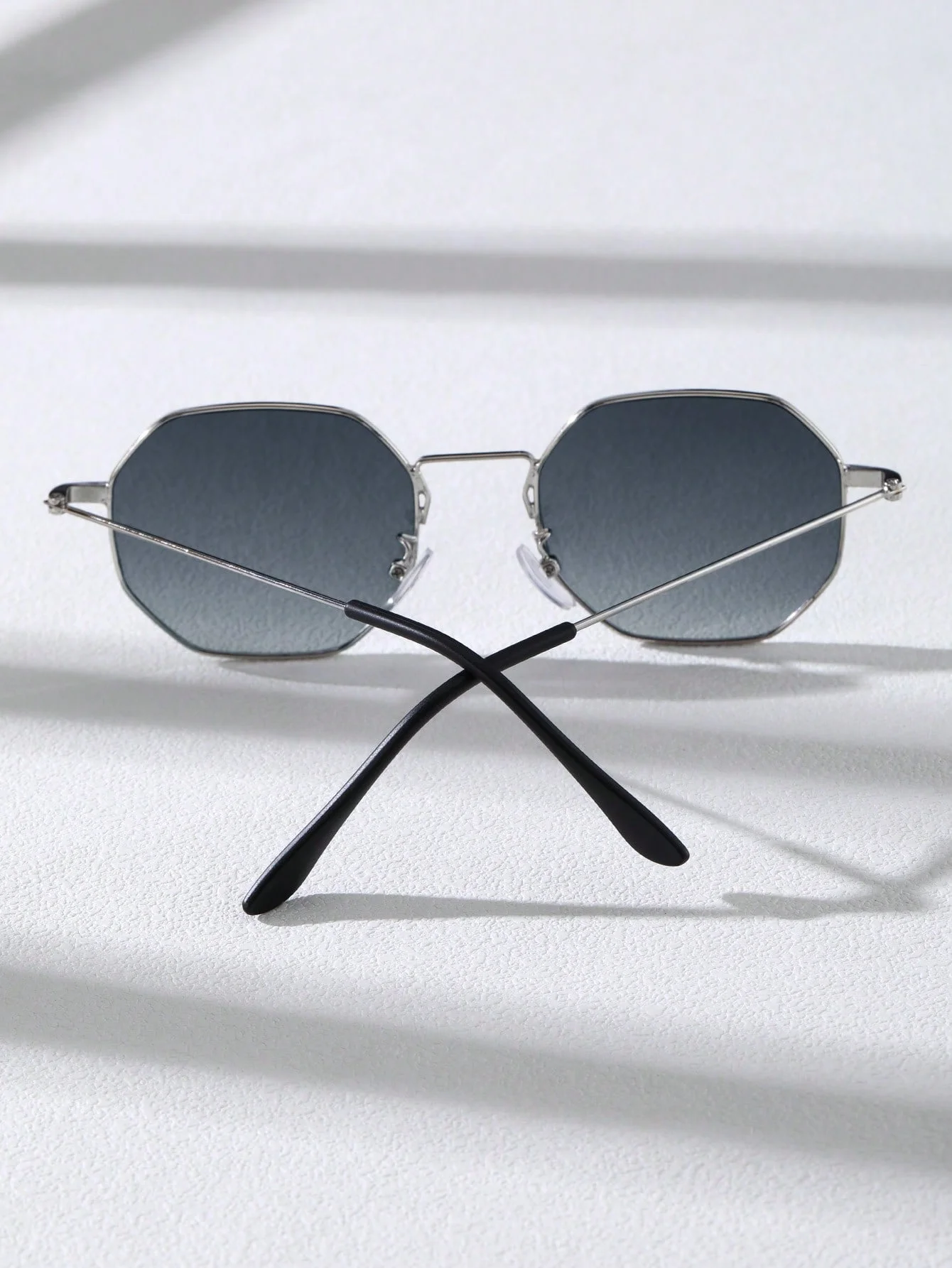 1 Stück Herren-Brille mit klassischem geometrischem Metallrahmen, silberfarben, modische Brille für Outdoor-Radfahren, Angeln, tägliches Zubehör – Detail 3
