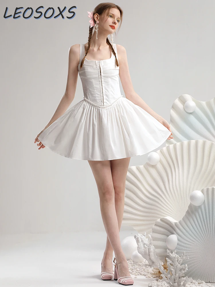 

Designer Model High-End Sling Dress for Women Summer 2024 New Fresh White High Slim Pleats Sexy Vest Dress Ladies Pleated Dress