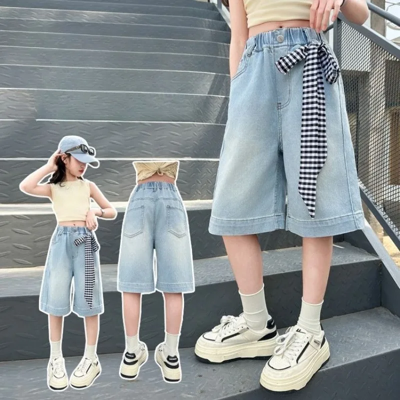 

Легкие джинсовые шорты-капри для девочек, лето 2026, свободный крой с кружевной отделкой, детские шорты из смесового хлопка