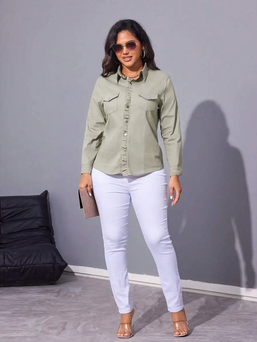 

Womens Long Sleeve Button Down Denim Shirt With Turn-Down Collar And Pockets