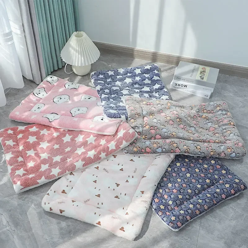 Haustiermatte, verdickt, Herbst/Winter, warme Zwinger, Katzen-/Hundedecke, rutschfeste Sitzmatte, weiche Flanell-Baumwollmatte für kleine und große Hunde