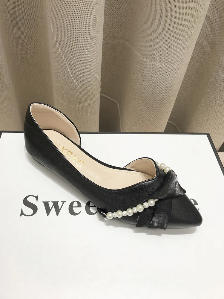 Women Flats 2023 Summer New Pearl String Bead Solid Color Leather Shoes Flat Heel Slip on Elegant Stylish Girls Princess Shoes