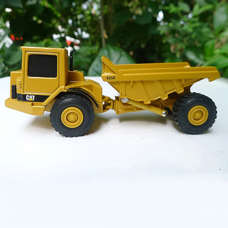 NORSCOT 1:64 Scale CAT D25D Articulated Truck Alloy Emulation Car Delicacy Model Static Toy Gift Display