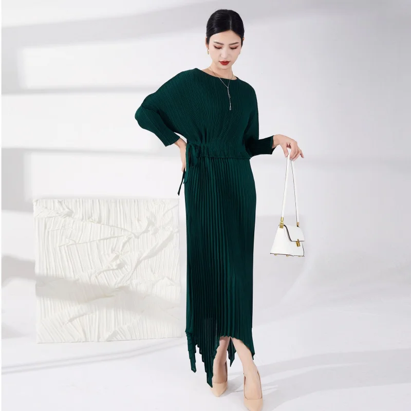 Fashionable Pleated Dress for Women Young Japanese Style Sanzhai Style Batwing Sleeve Cinched Tie Slim-Fit Irregular Long Dress