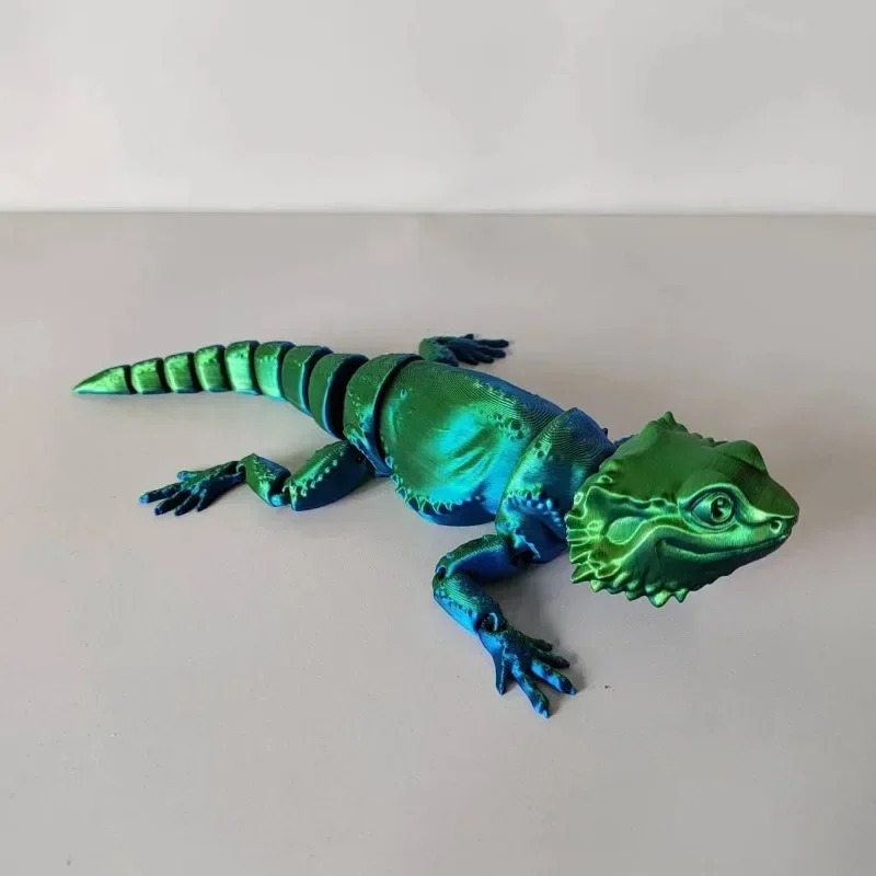 3D Print Chameleon Crawling Lizard Model Children\'s Small Toys 3D Print Gradient Color Jewelry Hobbyist Model