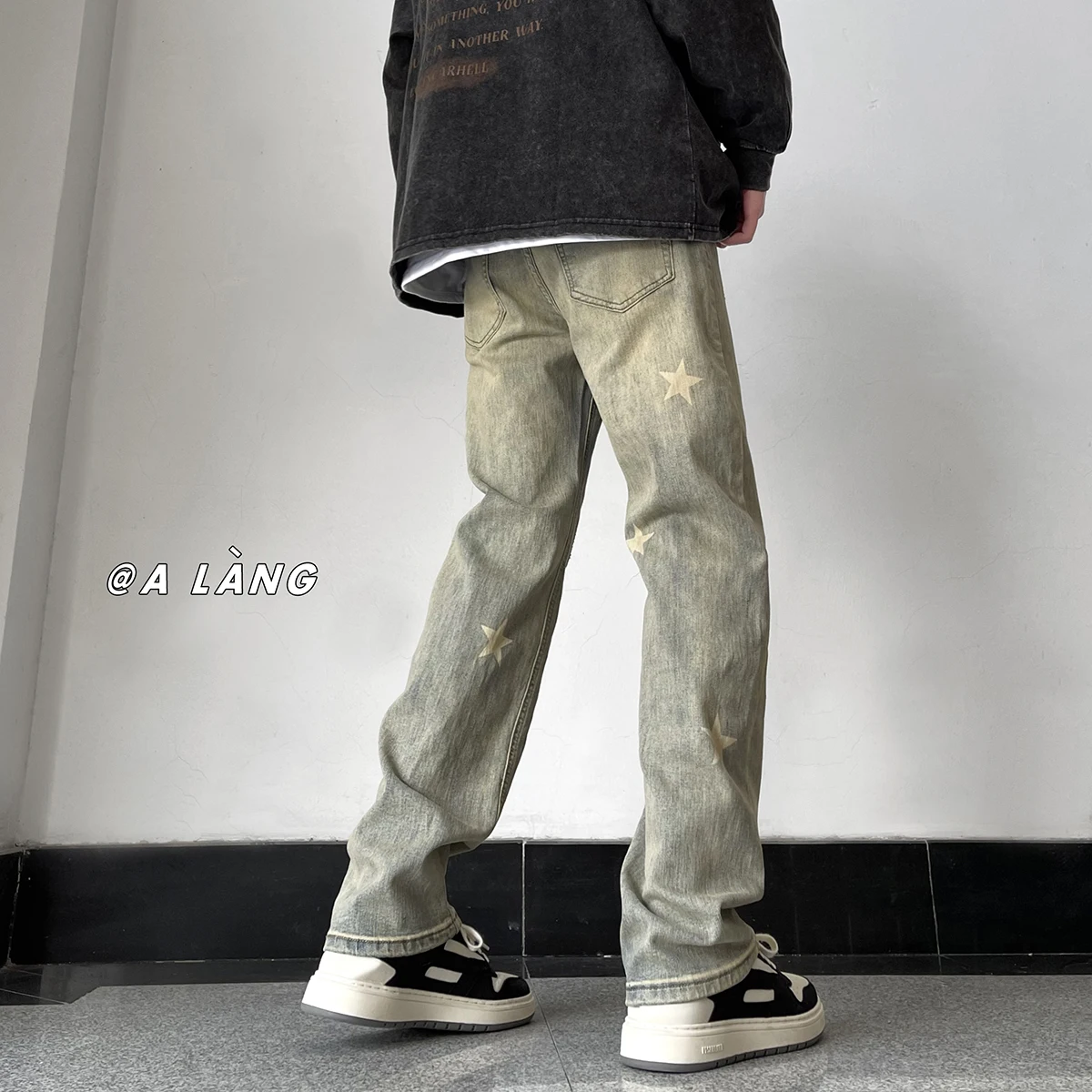

Slim Fit Men's Bell Bottom Jeans Spring Autumn Wear High Street Style Faded Denim mid Waist Zipper Closure Long Pants