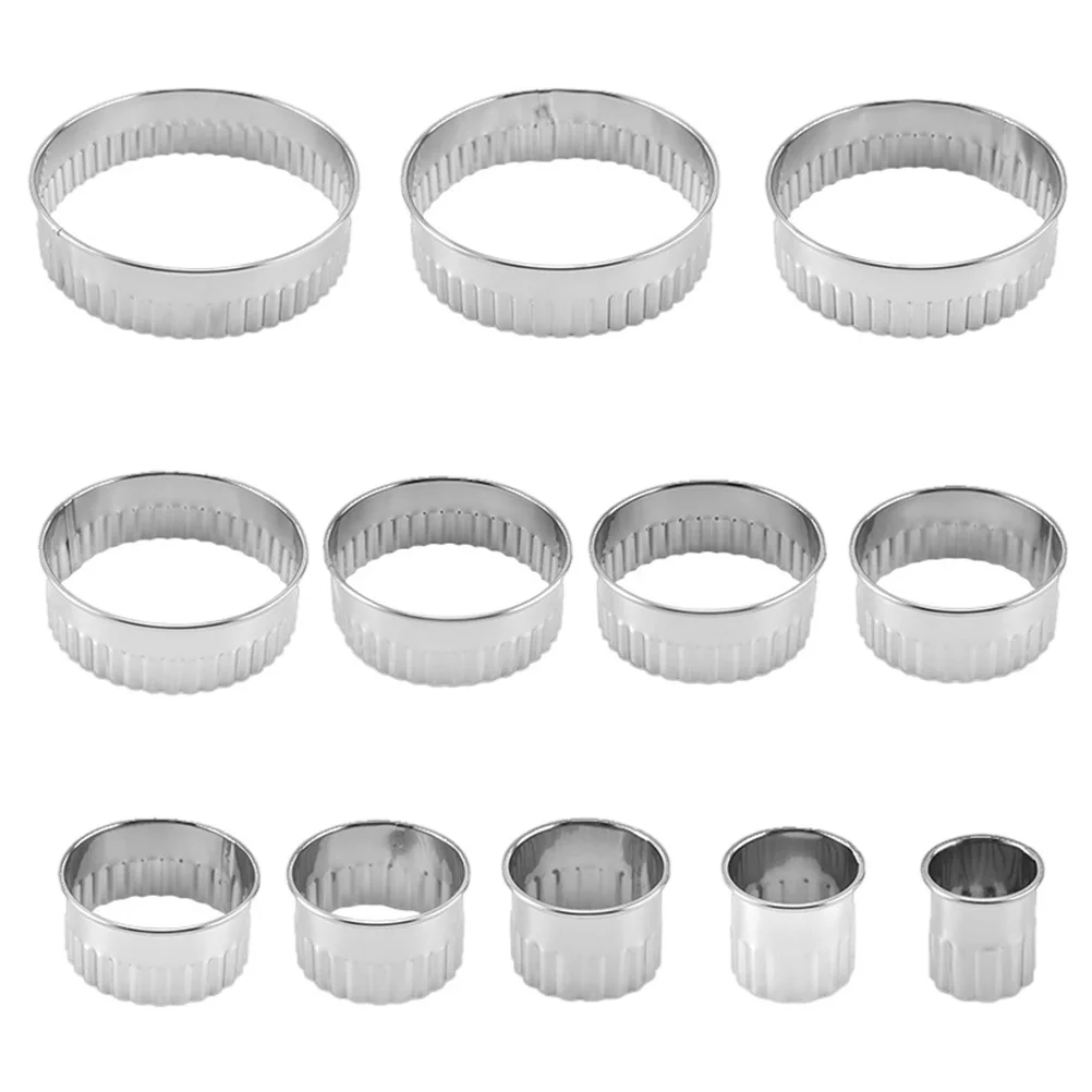 

12Pcs Baking Molds Stainless Steel Cookie Cutters Corrosion Resistant Biscuit Molds Practical Baking Tools