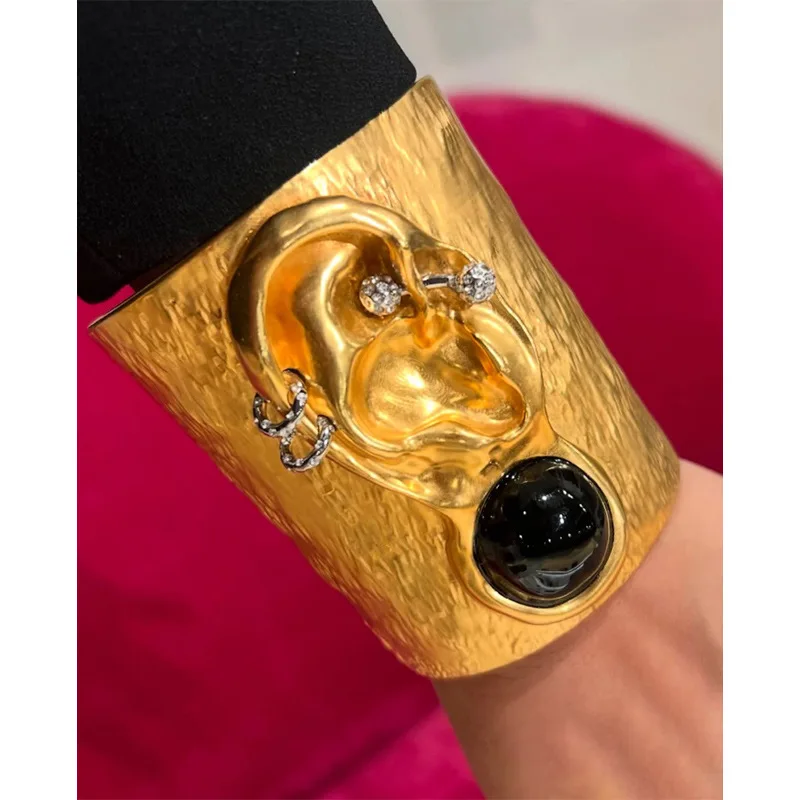 French Retro Exaggerated Personalized Facial Features Wide Gauge Open Gemstone Bracelet Luxurious Fashionable High-end Hand