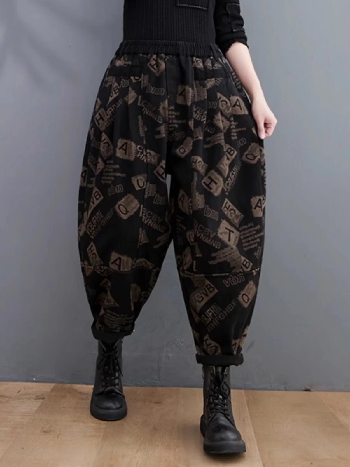 Women's Camouflage Harlan Jeans Loose Fit Dad Pants Wide Leg Casual Trousers Asymmetric Pockets Natural Waist Long Pants