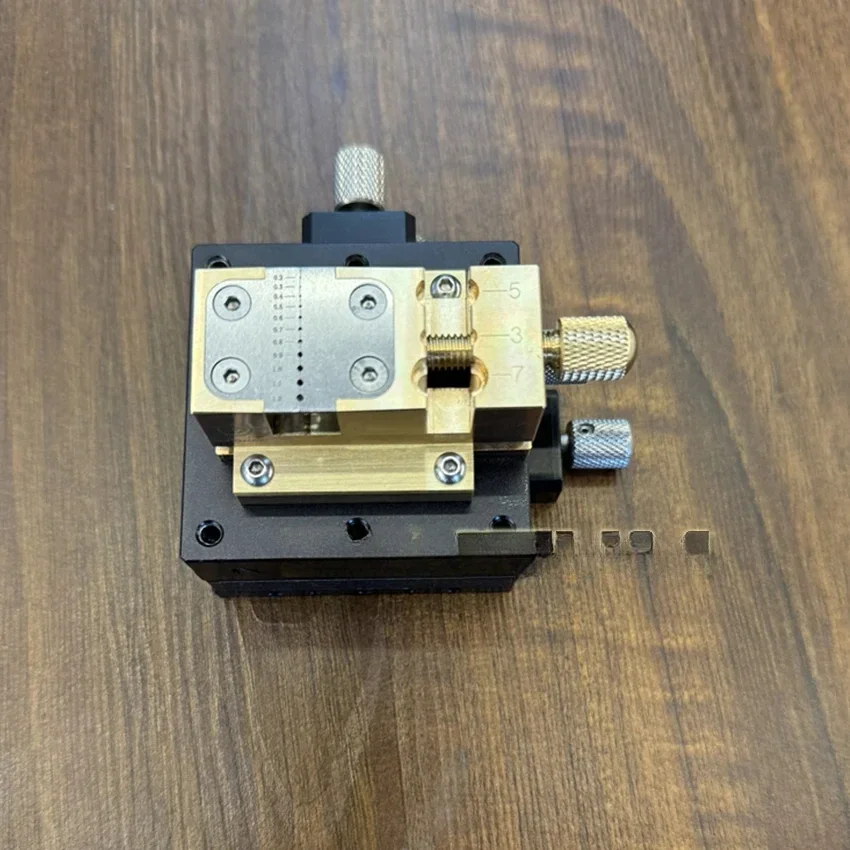 Micro Precision Brass Pliers Precision Manually Adjustable Optical Glass Slide Brass Small Pliers Watch Pointer Repair Fixture