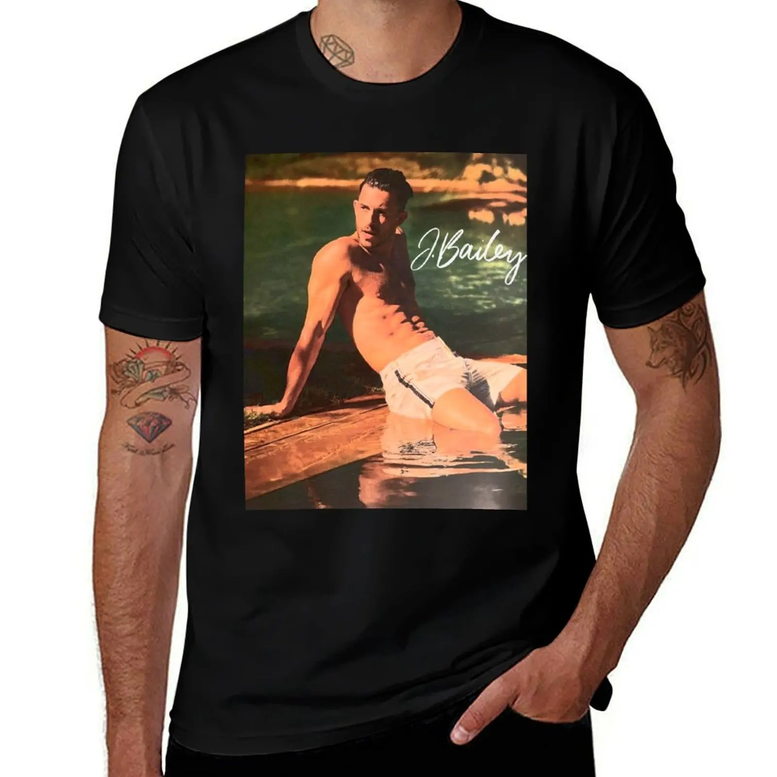 Jonathan Bailey Sexy T-Shirt Big Size Daily Wear T-Shirt