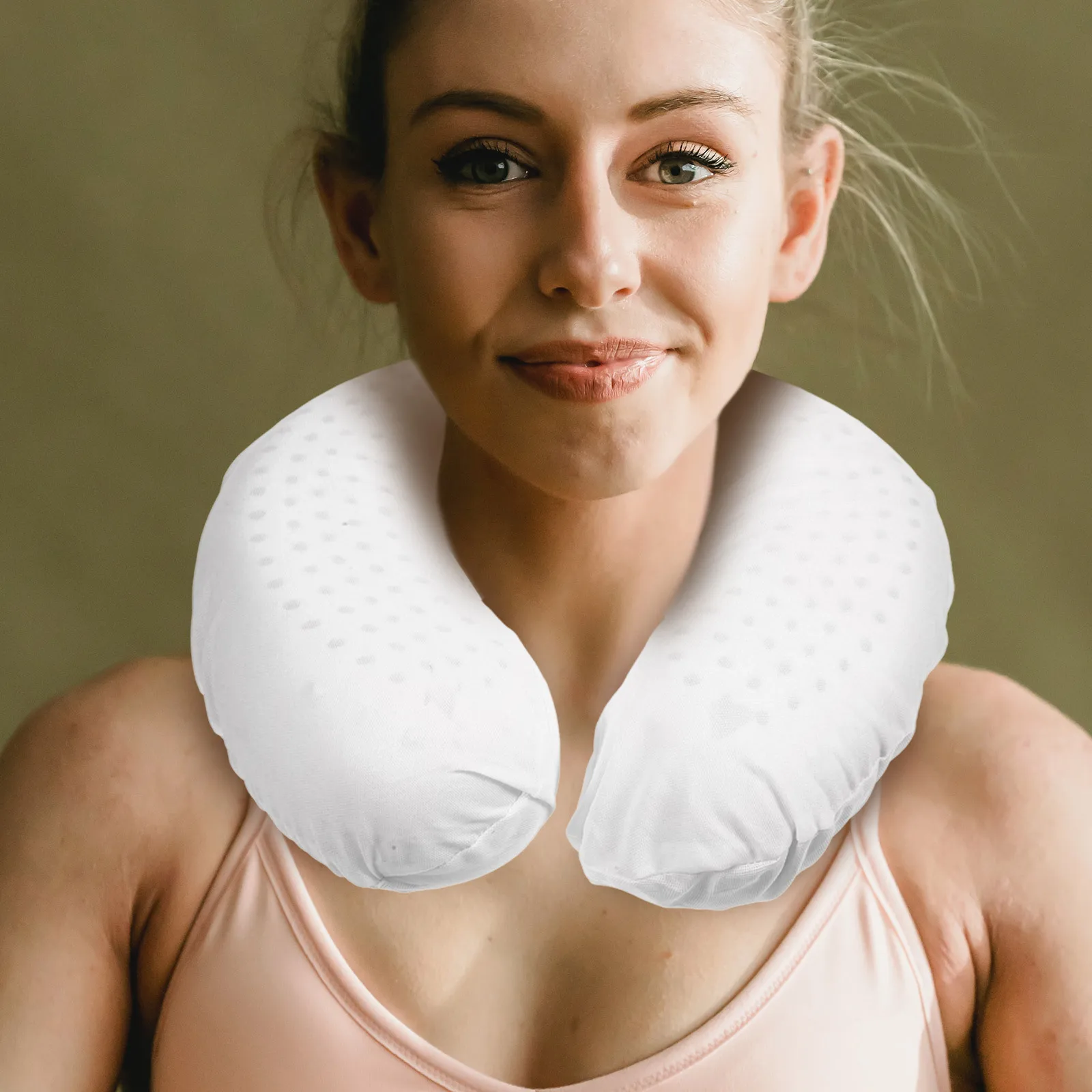 

1Pcs U Shaped Pillow Premium Natural Latex Neck Support Cervical Spine Travel Home Office Use White U Shaped Cushion