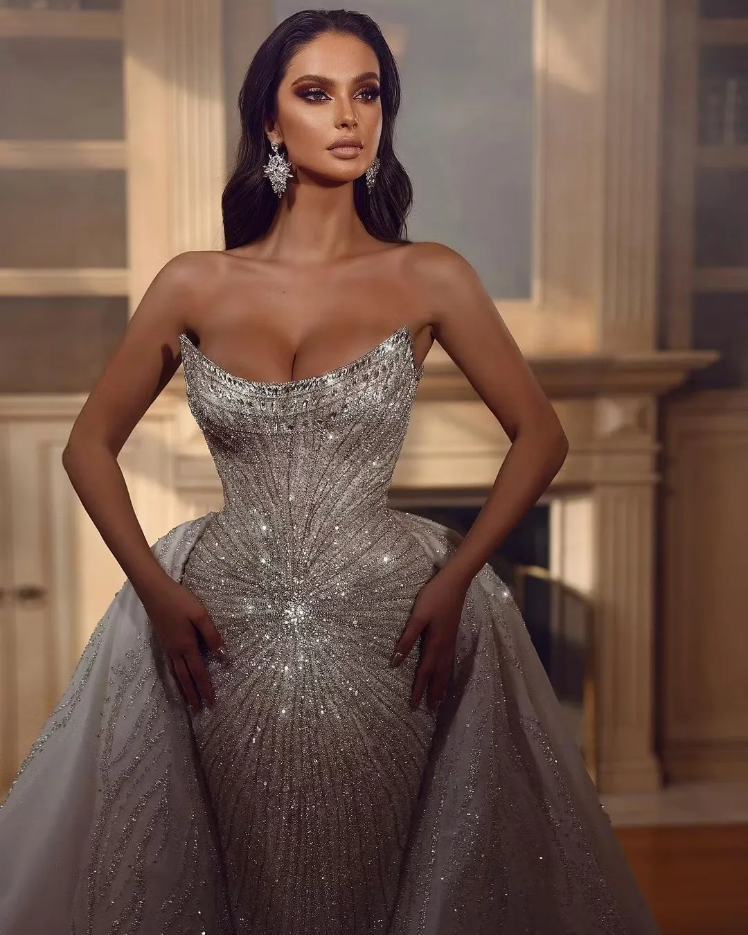 Sparkling Beaded Mermaid Bridal Gowns Sleeveless Strapless Wedding Dress Beaded Detachable Train Vestidos De Noche Customized
