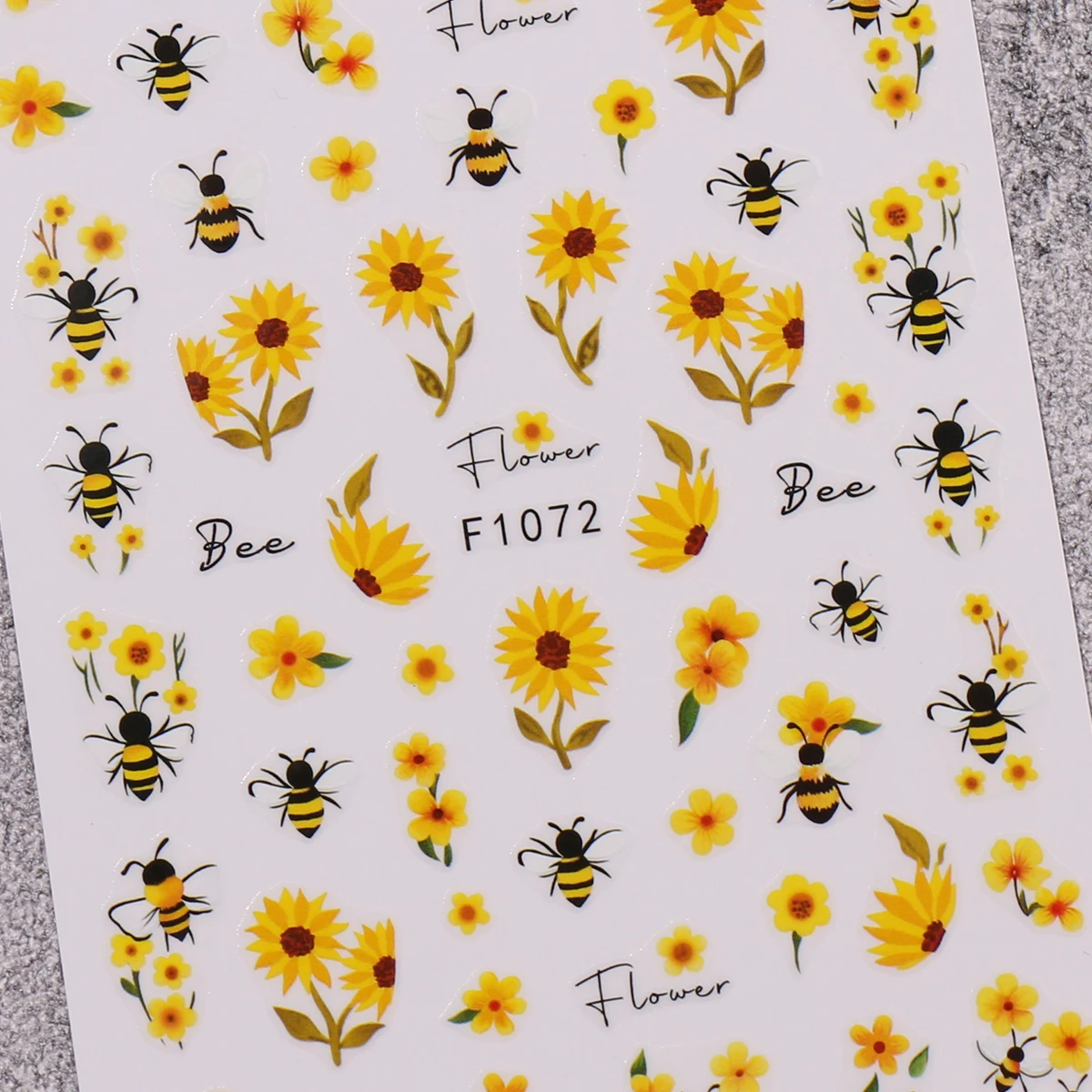 2 autocollants pour ongles abeille tournesol printemps et été, faciles à appliquer pour la décoration des ongles DIY, cadeaux, coiffage de maquillage de fête et de mariage