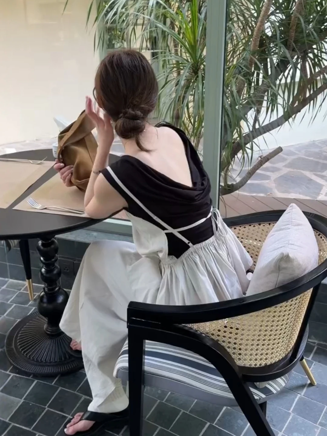 

Elegant Backless Choker Top Vest Skirt Set Women Summer Slimming Fashionable Two-Piece Set High Waist Long Pant Spring Season