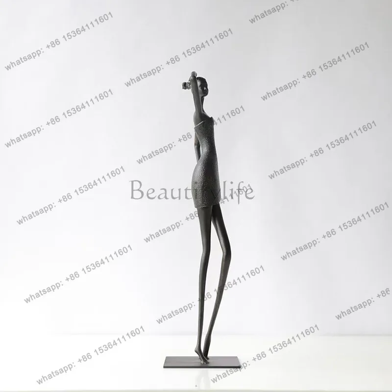 Modern light luxury Italian niche creative abstract figure dance art sculpture ornament