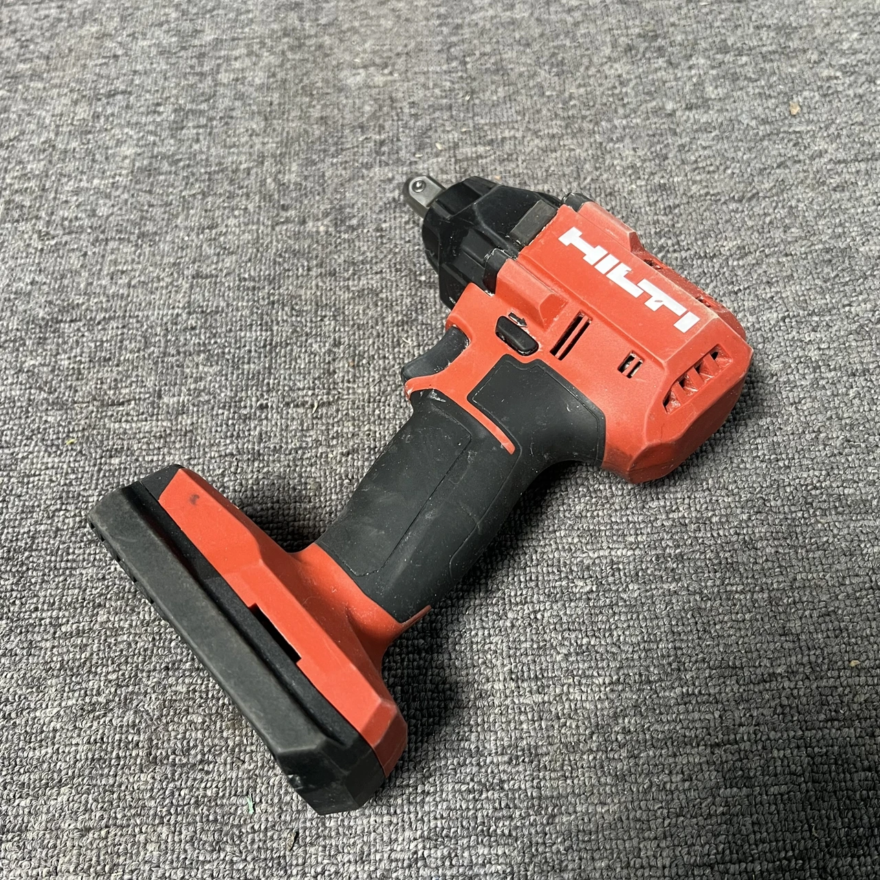 Hilti Nuron SIW 4AT-22 ½” CORDLESS IMPACT WRENCH Tools Only second-hand