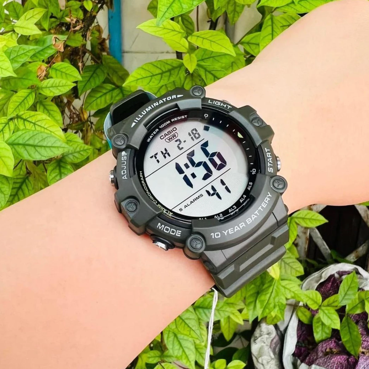 ساعة كاسيو للرجال بمينا كبير ومتعددة الوظائف وشاشة عرض بسيطة وواضحة AE-1500WHX-1A/3A