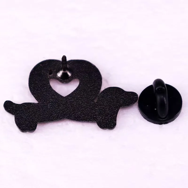 High Quality Cartoon Cute Dog Brooch Fashion Animal Metal Badge Women's Lapel Pin Shirt Coat Sweater Pin Accessories Wholesale