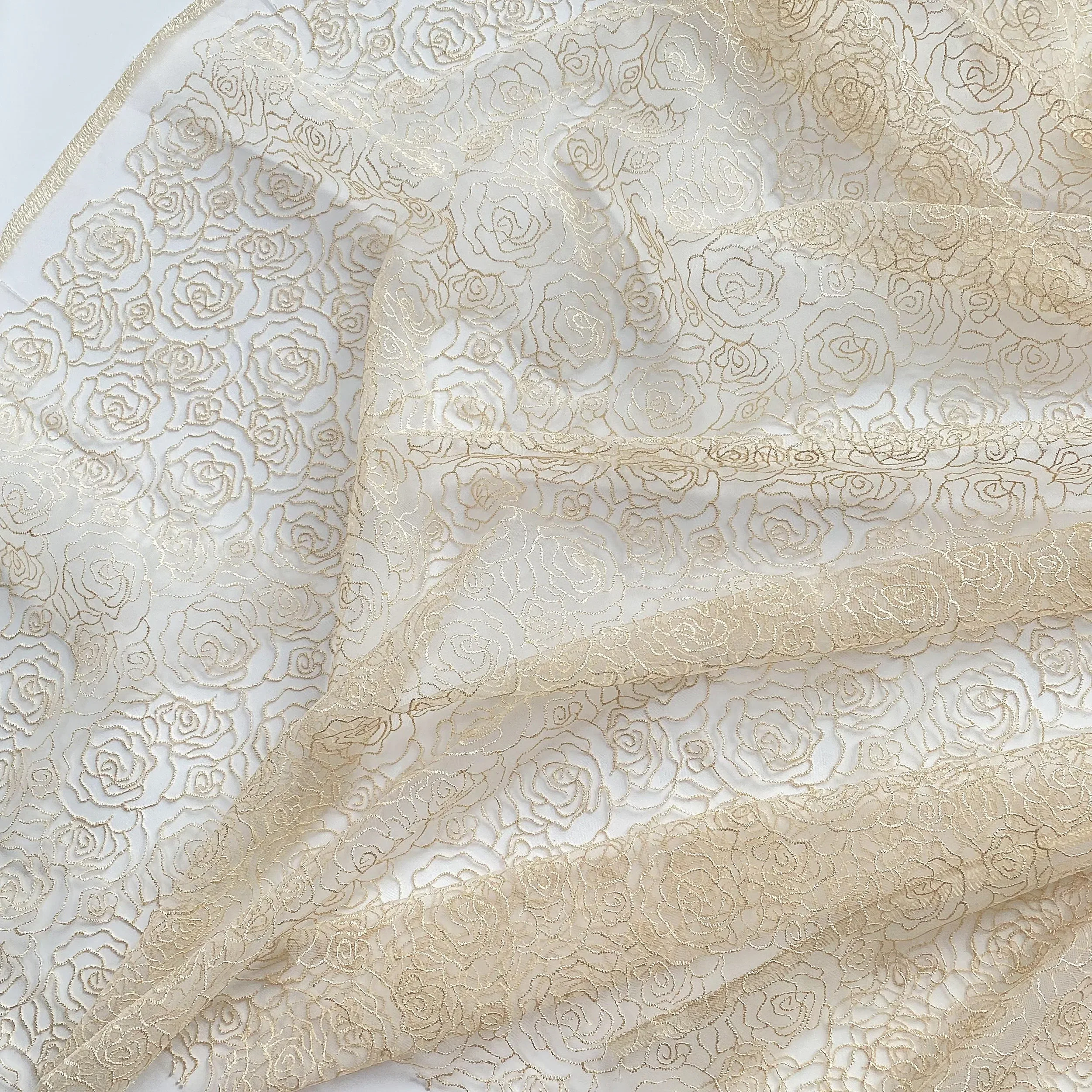 

Gold Silk Thread Embroidery Rose Flower Gauze Lace Fabric Crafts DIY Women's Dress Stage Clothing Cheongsam Sew Accessories