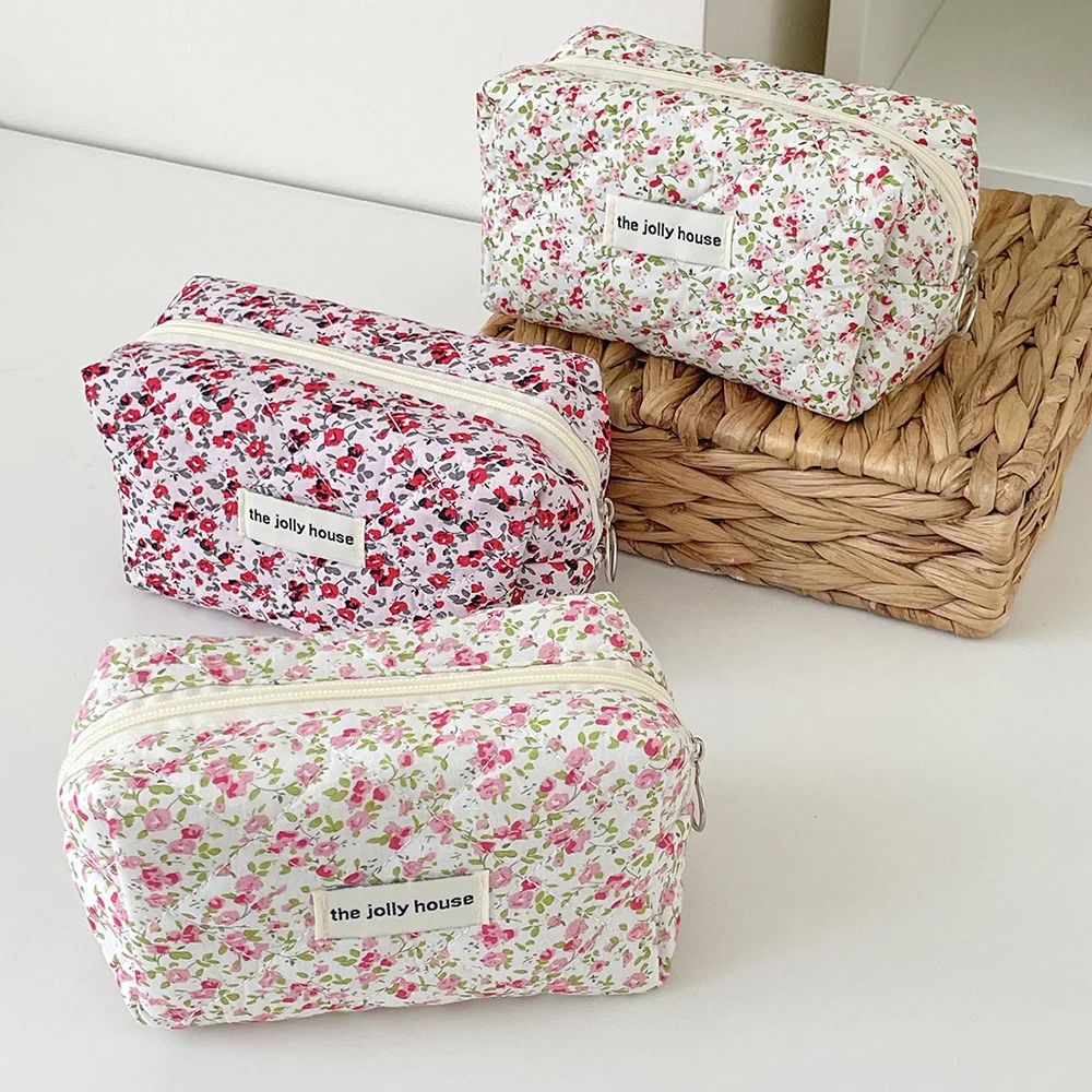 Bolsa de almacenamiento de maquillaje acolchada con flores, organizador de viaje portátil, neceser de aseo, bonito bolso de maquillaje Floral