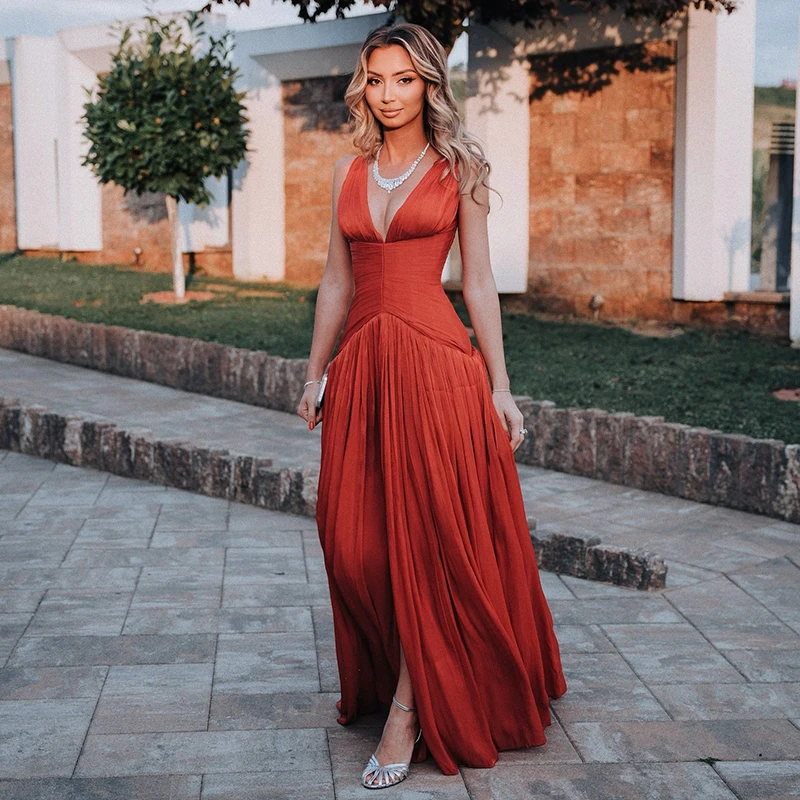 

Eightree Silk Satin Long Evening Dresses Deep V-Neck Sleeveless Prom Dresses Saudi Arabia Formal Occasion Prom Gowns Customize