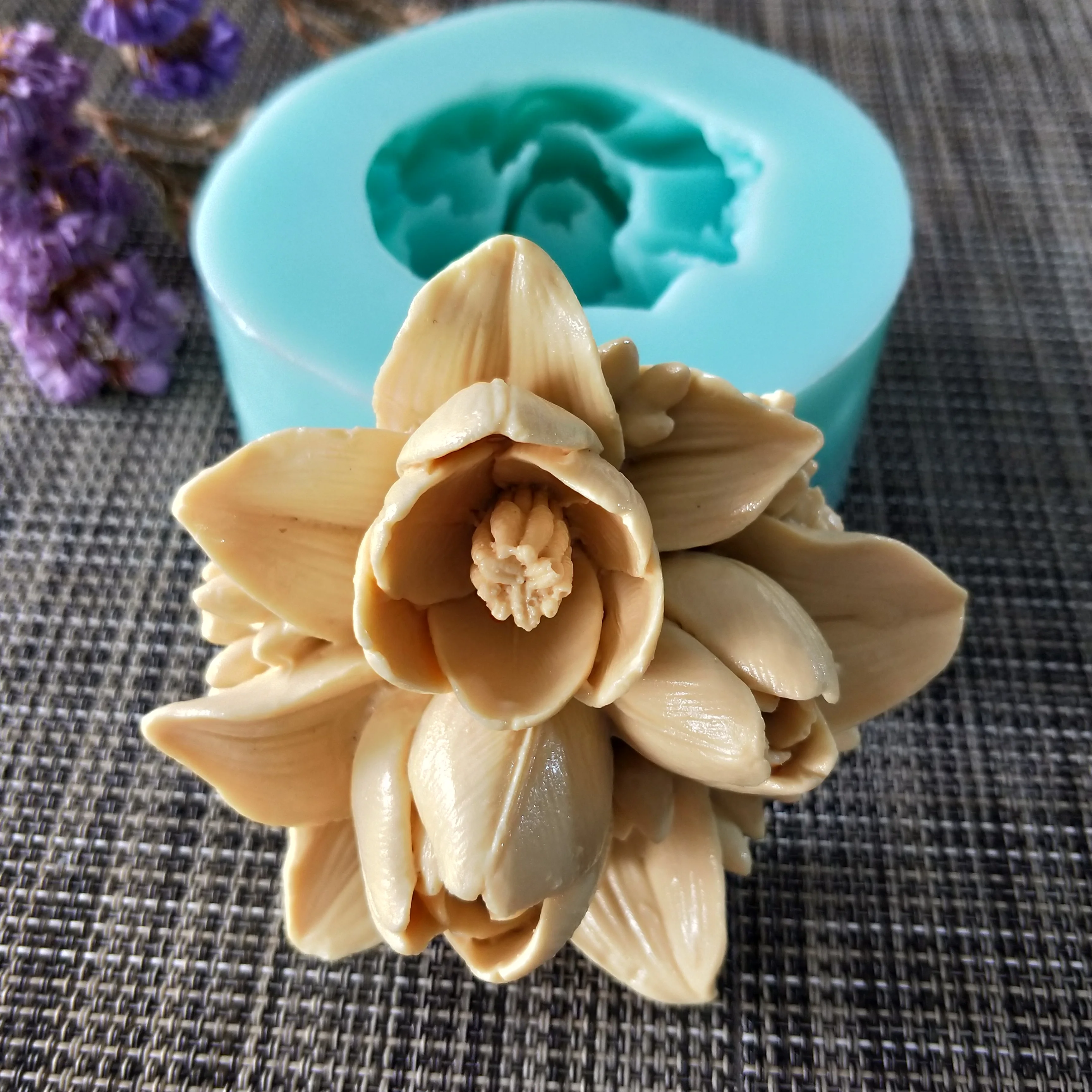 HC0118 PRZY Bouquet Of Tulips Mold Silicone Soap Mould Flowers Handmade Soap Making Molds Candle Mold Silicone Resin Clay Mold