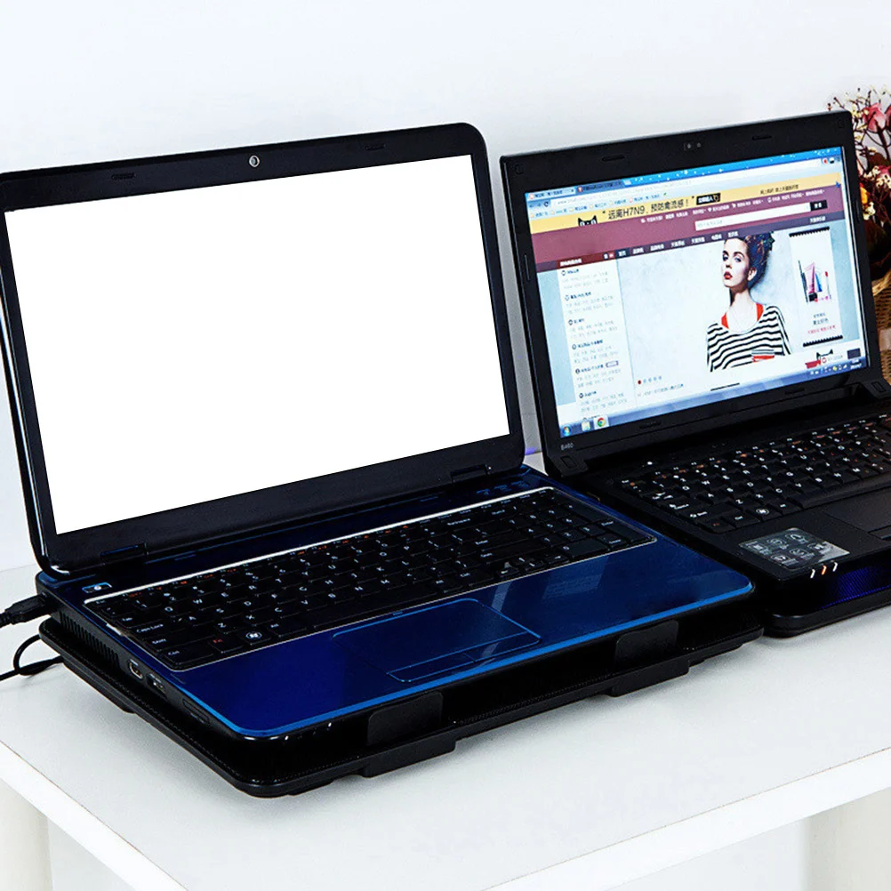 

14-15.6 Inch Laptop Cooler with 5 Silent Fans High Compatibility Easy Installation Best for Black