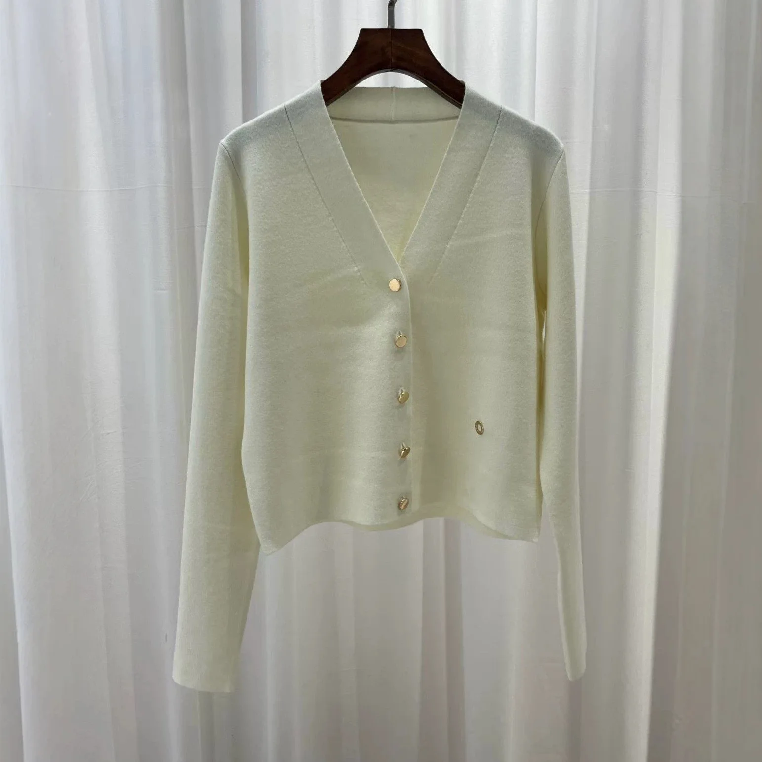 Women's 2026 Autumn Winter New V-neck 100% Wool Cardigan Knitted Jacket