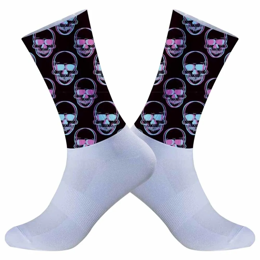 2024 New Anti Slip Seamless Silicone Running Sport Road Bike Socks Graffiti skull pattern Cycling Socks Team Cycling Socks