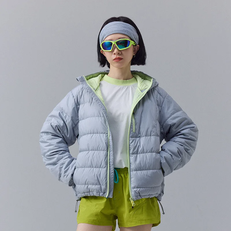 سترة بغطاء للرأس ممتازة: 90% من ريش البط الأبيض، مقاومة للماء وخفيفة الوزن للرياضات الخارجية