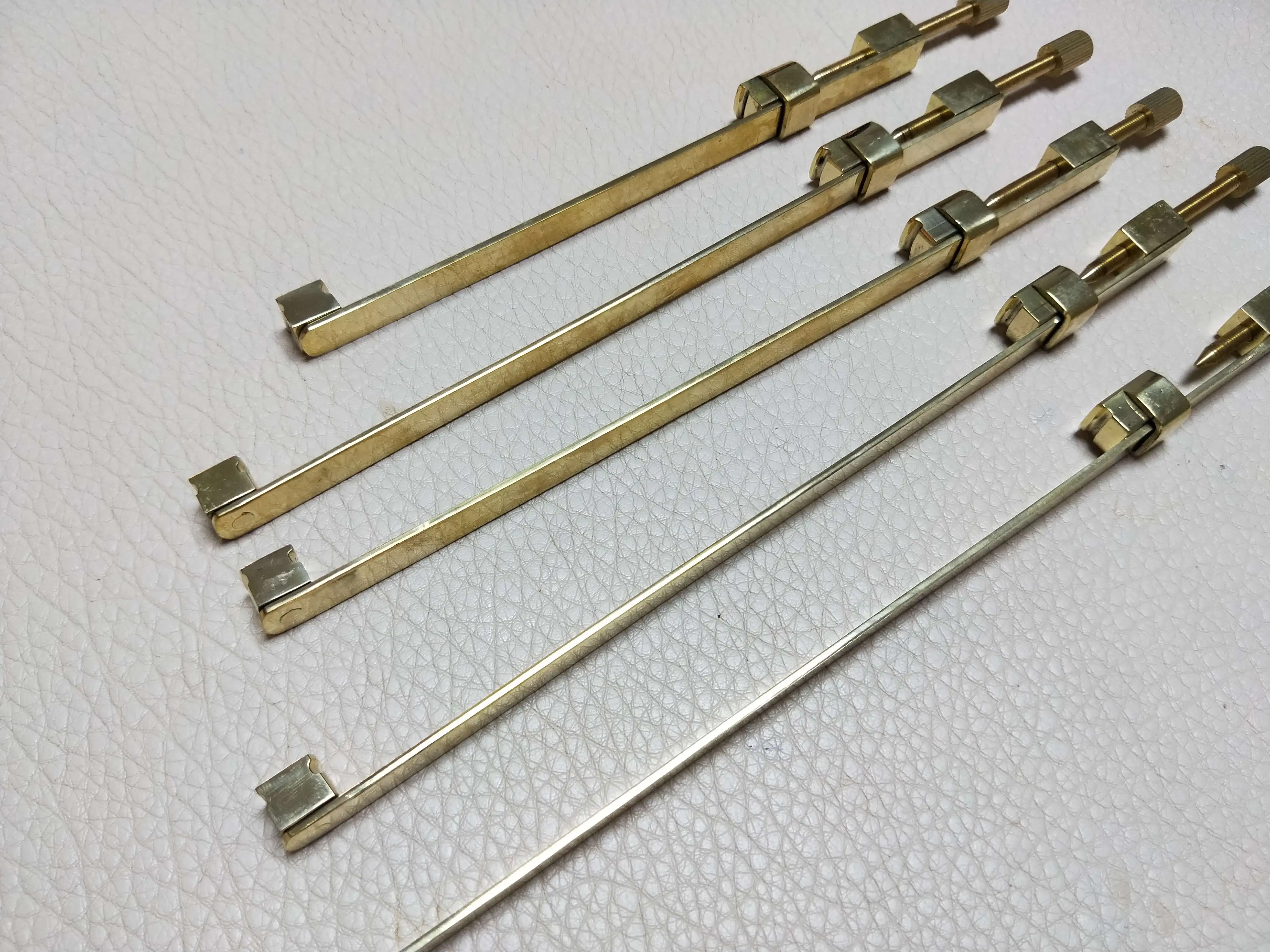 1Set Cello kuningan perbaikan penjepit retak alat Luthier Bass Bar Clamp dalam 2 jenis