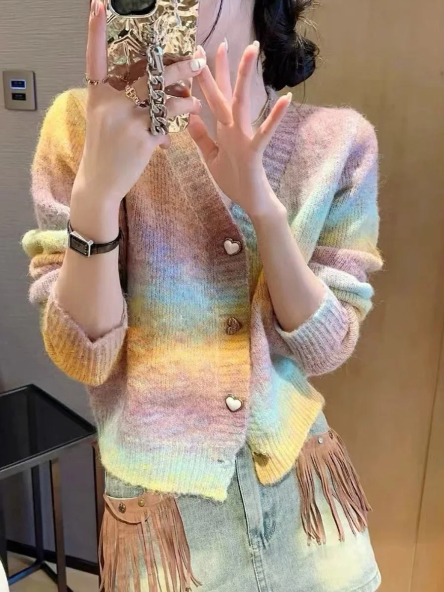 เสื้อคาร์ดิแกนถักสีลูกกวาดแบบเปิดสำหรับผู้หญิง ทรงหลวม นุ่ม สีรุ้ง เสื้อสเวตเตอร์ฤดูใบไม้ร่วง 2024 ซีรีส์ Lazy Sle Milk เสื้อคลุม