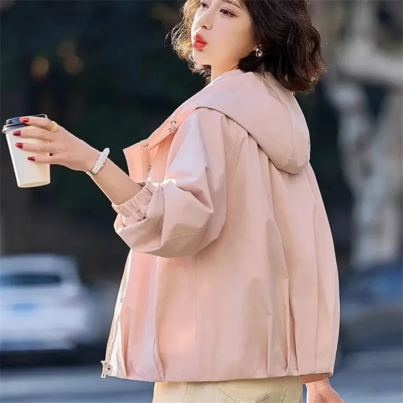 Unique Petite Short Jacket for Women in Spring Autumn 2025 Pink Loose Color age Reducing Beautiful Workwear Casual Hooded Jacket