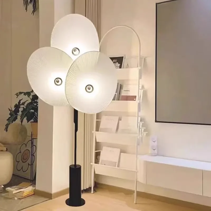 

2025 New Hot Sale French Dopamine Designer Floor Lamp Light Luxury Living Room Sofa Bedroom Commercial Atmosphere Standing Lamp