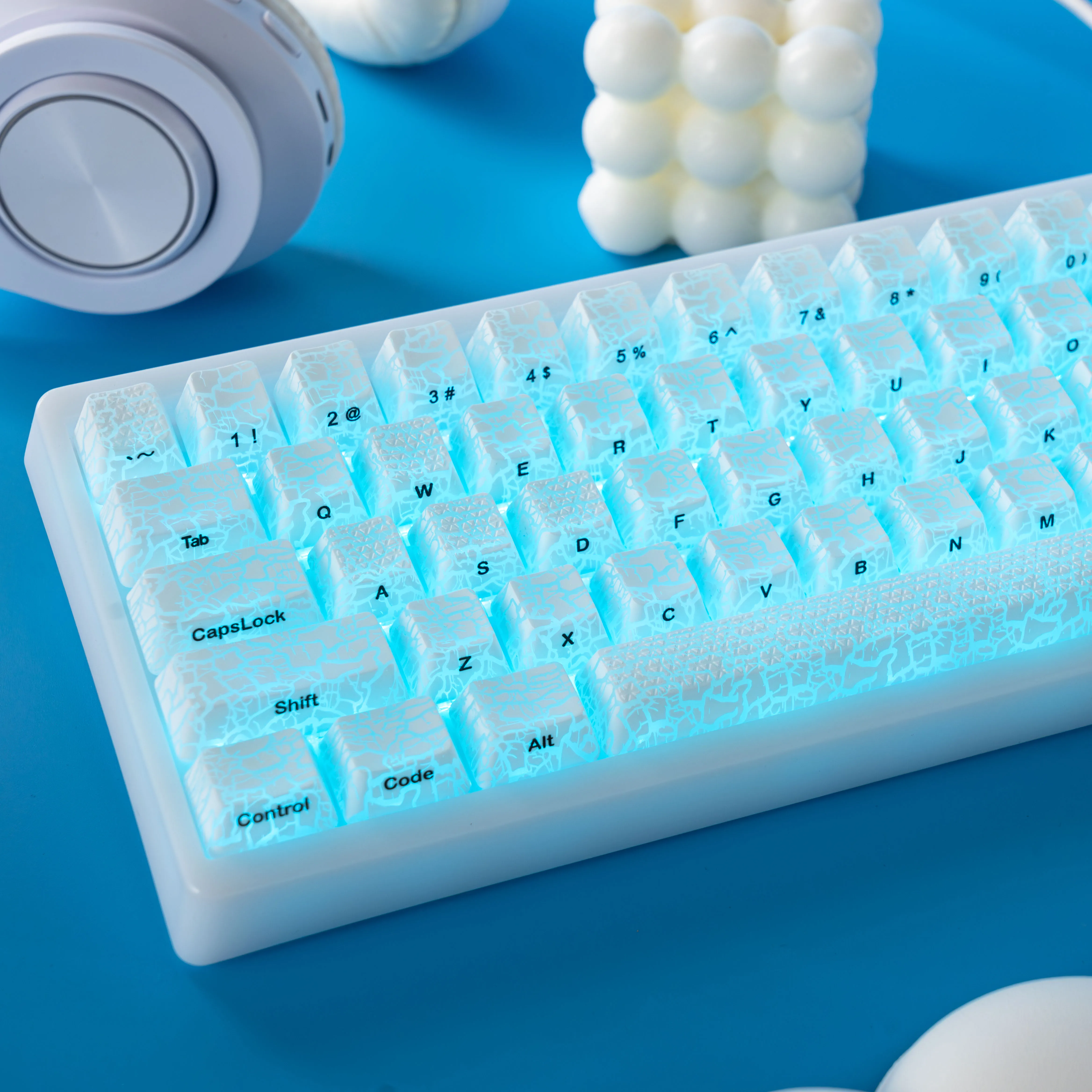 

XVX Ice Crack New Version Pattern Shine-Through OEM Profile IMD-Tech Side Print White Keycaps