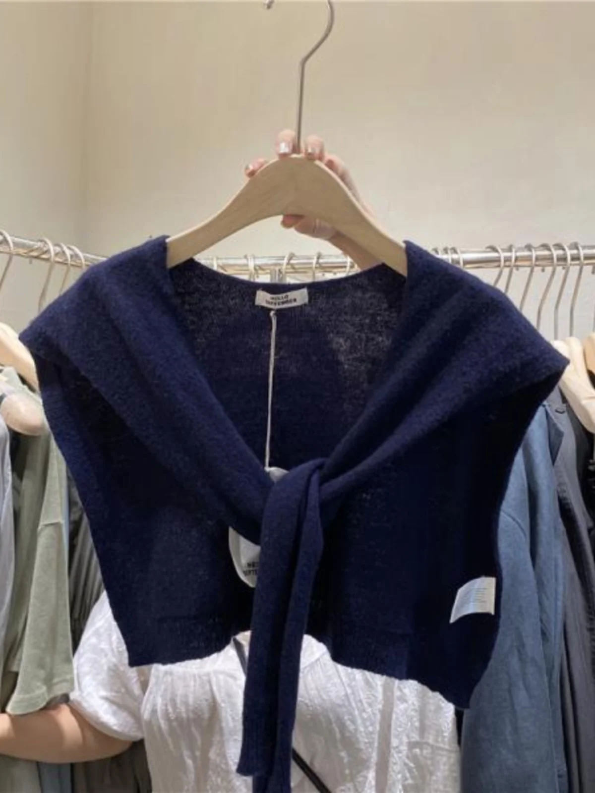 Faionable Pure Color Knitted oulder Wrap Women's Sve Versatile Outerwear Scarf Sli 2025 Spring Season Regular Fit