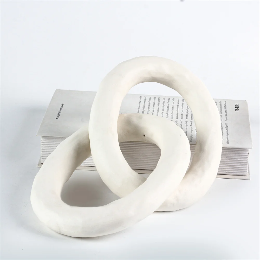 

Decorative Resin Chain Link Home Decorations for Home Hand Carved Modern Chain