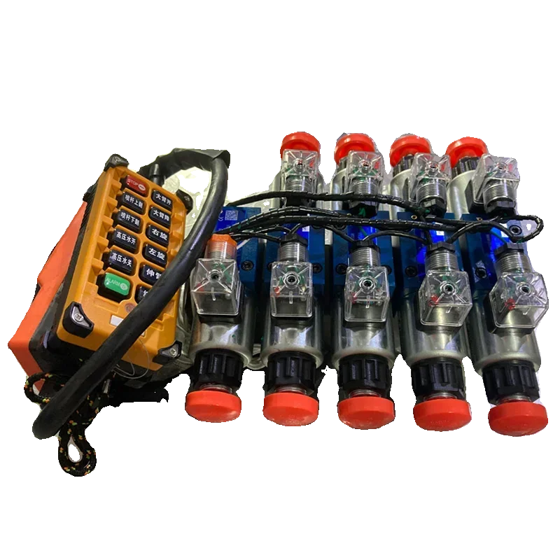 Manual electric button remote control integrated hydraulic distributor trailer transportation and cleaning sanitation vehicle