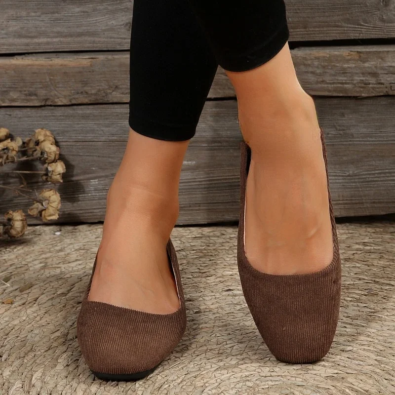 2024New FashionSpring and Autumn SquareHead Shallow Mouth Corduroy Lightweight Casual Large Women's Flat Sole Single Shoes 35-43