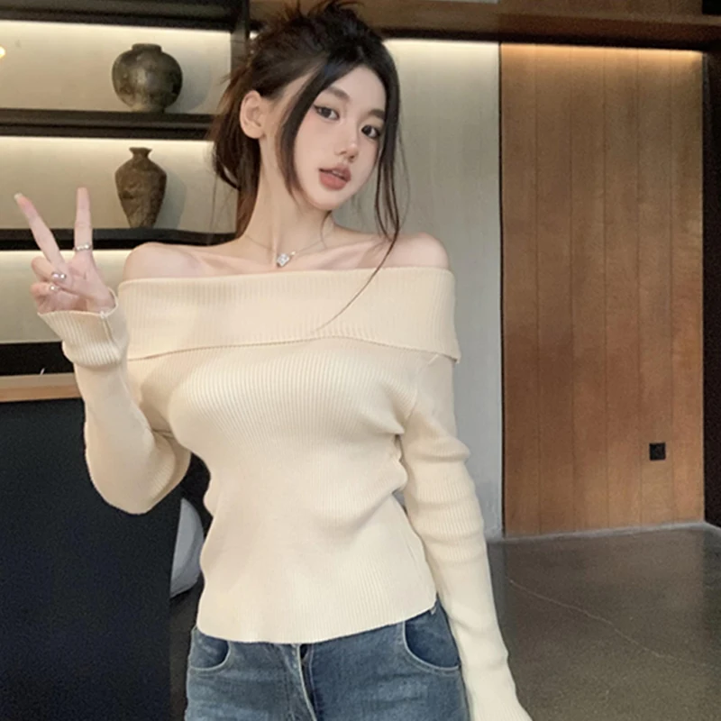 Women's Sexy Off-shoulder Bell Sleeves Slim Cropped Knitted Sweater For Women