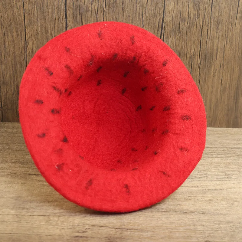 شخصية الشارع نمط الفراولة قبعة قبعة صوفية للرجال والنساء الإبداعية الأناناس هدية الأزياء التبعي قبعة #3