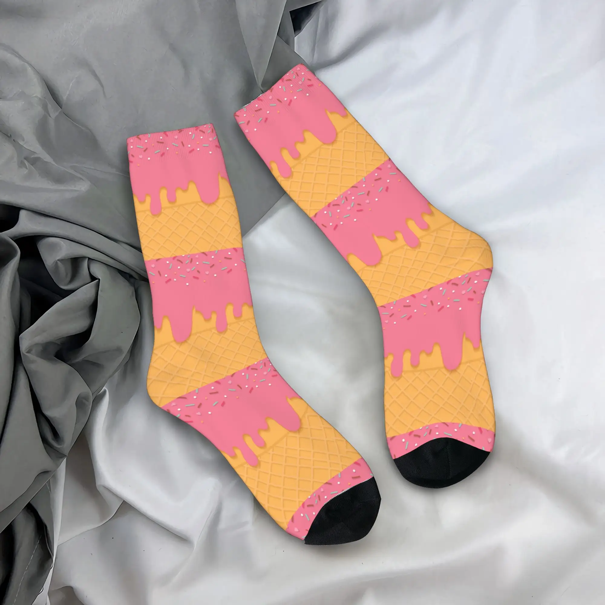

All Seasons pink ice cream Socks Harajuku Super Soft Stockings Crew Socks for Men Women Christmas Gifts