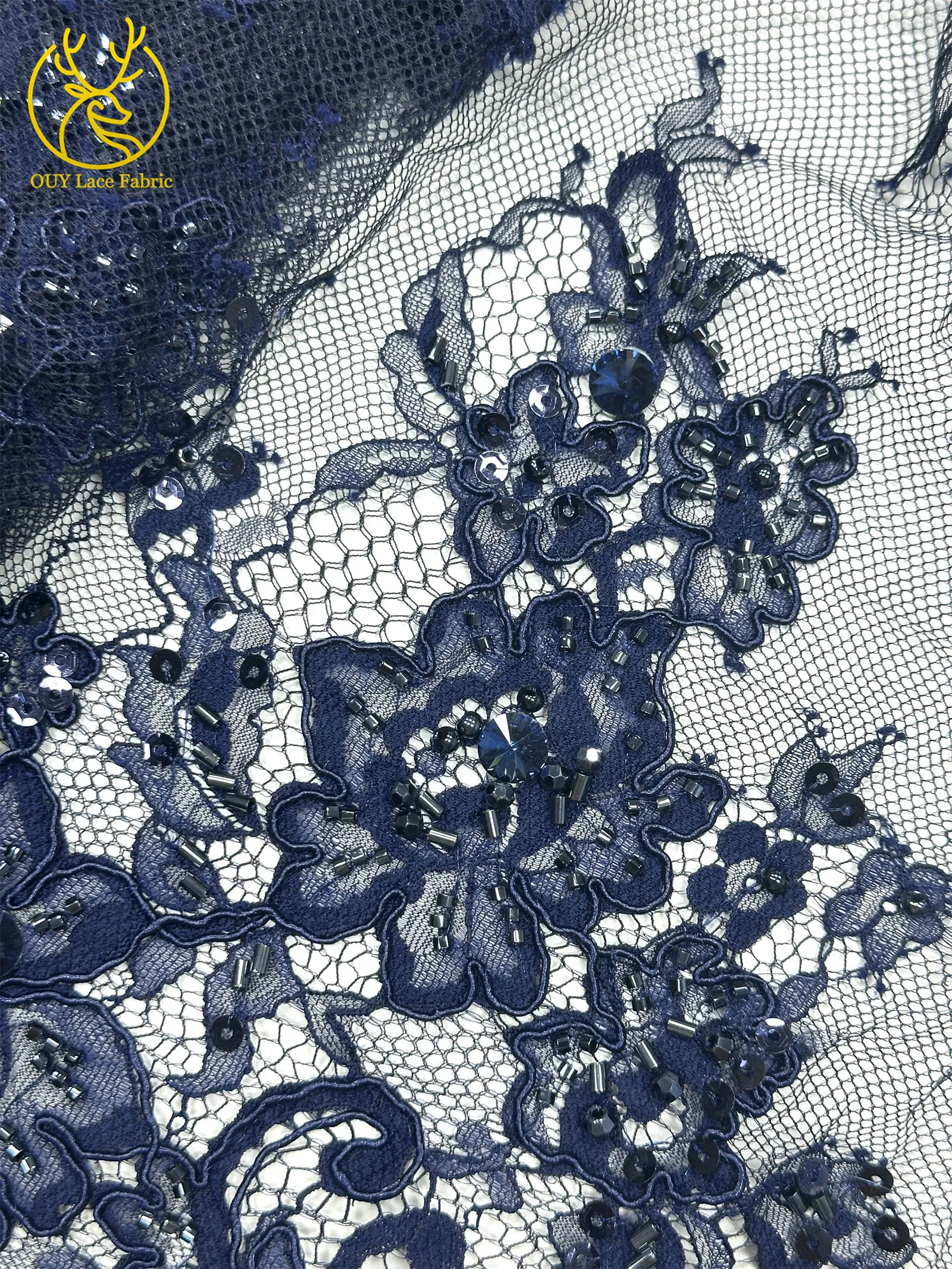 Afrikanische Diamant-Spitzenstickerei mit Pailletten, 3 Meter Marineblauer Französischer Perlen-Tüllstoff für Nigerianische Partykleider – Detail 6