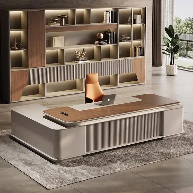 

Стол руководителя, роскошный стол в стиле Light Luxury, высококлассный стол для кабинета президента, элитный набор для кабинета председателя: стол и кресло.