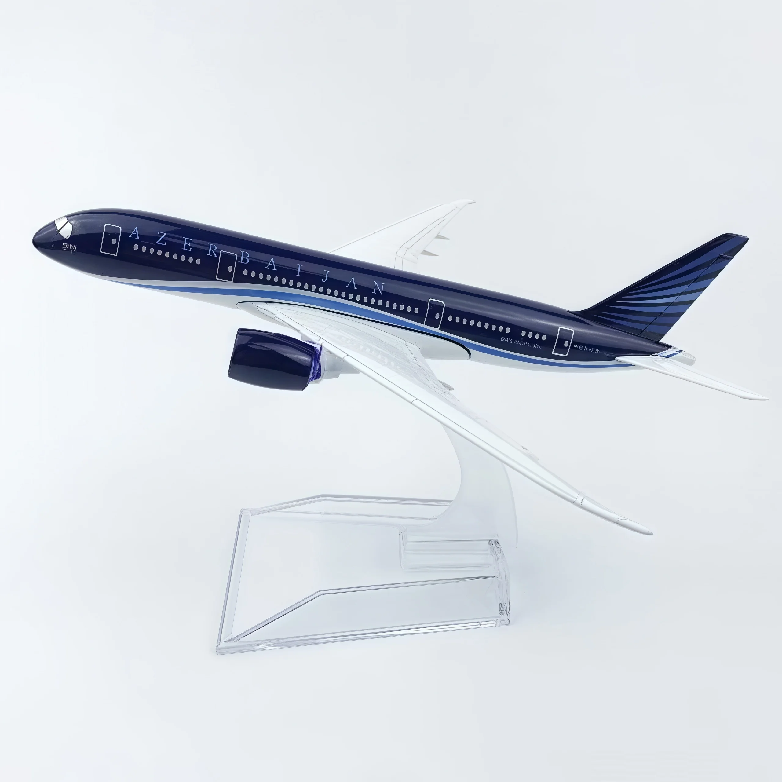 16 cm alloy fly Aircraft model Azerbaijan Airlines Boeing 787 static toys sent to friends collection display suitable for child