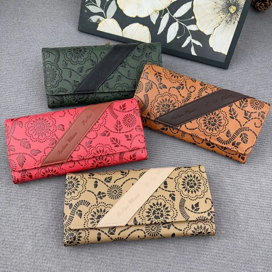 

Women's long wallet Chinese style retro handbag totem embossed long coin purse niche high-end large capacity multi card storage