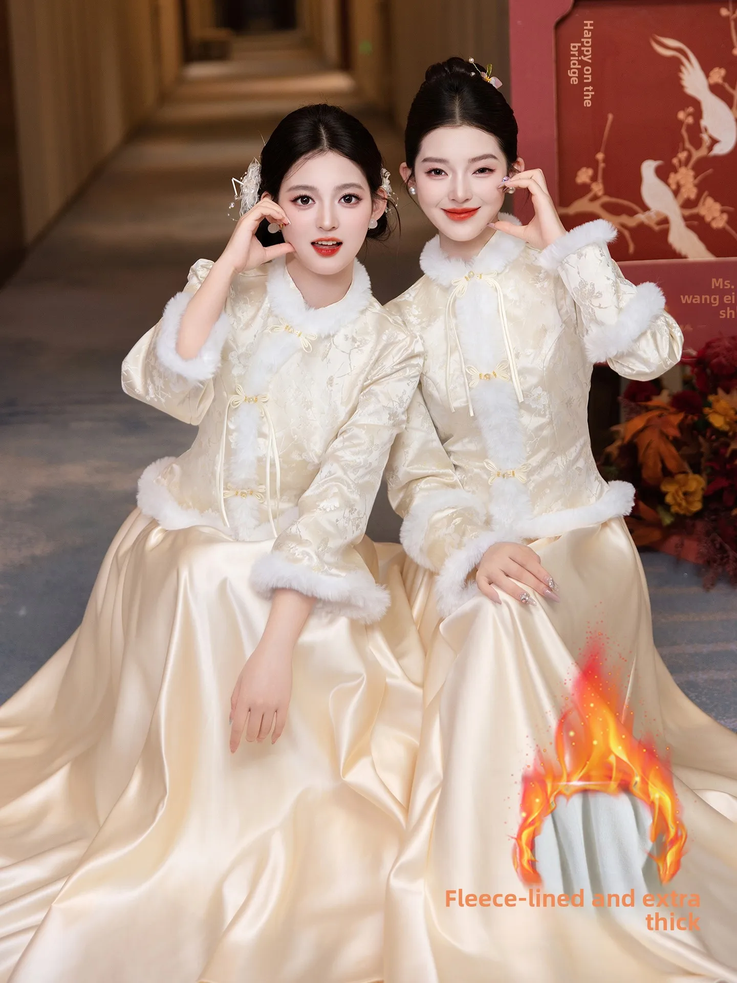 

Новое китайское атласное свадебное платье с длинными рукавами для женщин, маленький размер, подходит для различных случаев