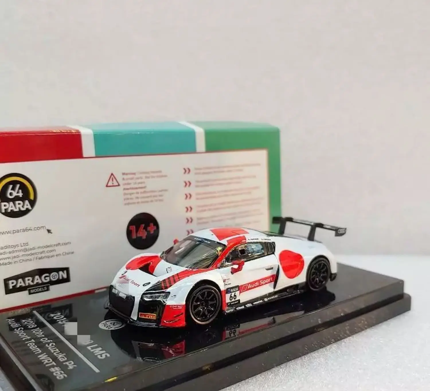 

R8LMS 2015 - 2018 10hr Suzuka WRT No.66 Paragon x PARA64 1/64 #PA-55262 Diecast Model Car Collection Limited Edition Hobby Toys